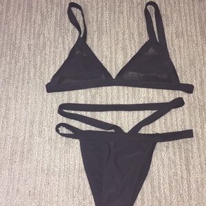 Black bikini